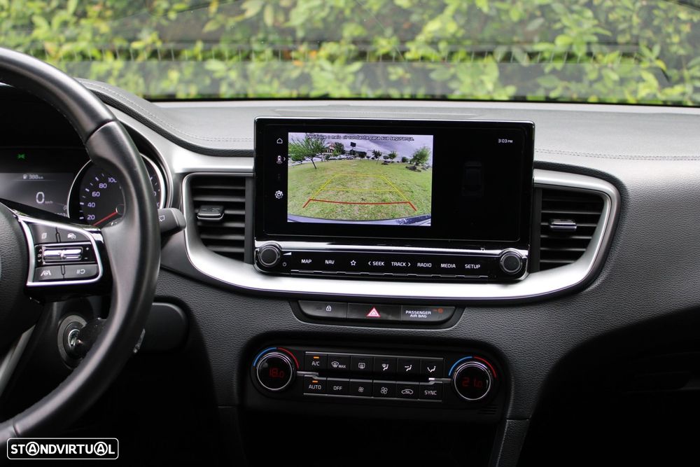 Kia XCeed 1.0 T-GDI Dynamic - 28