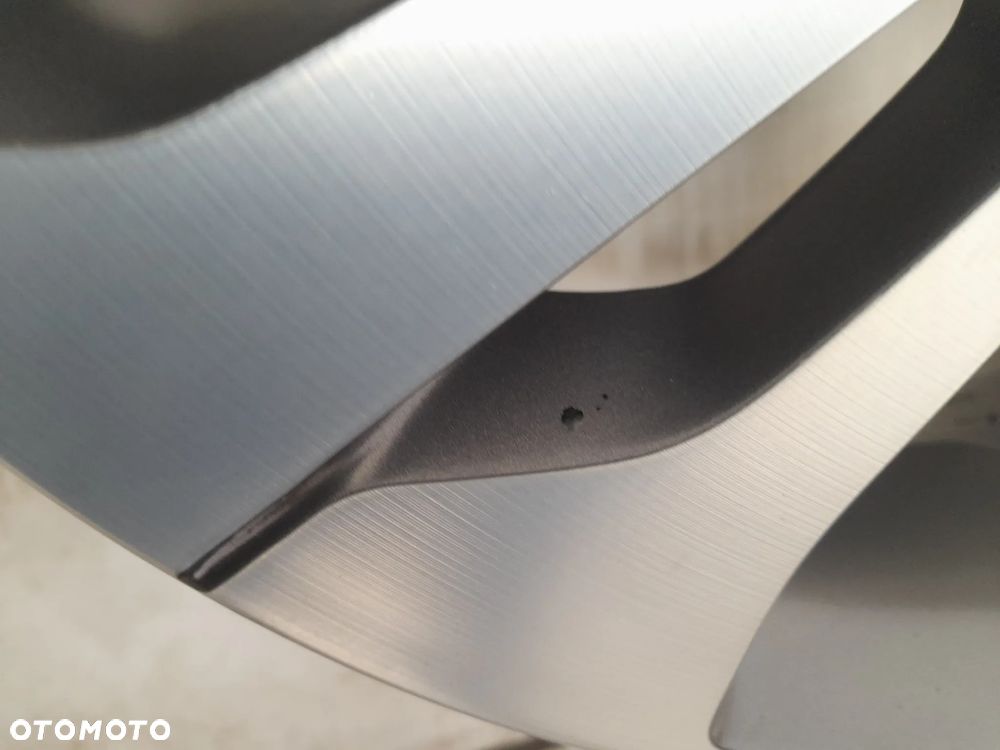 Felgi aluminiowe Volvo OE 31302112 7,5" x 17" 5x108 ET55 - 6