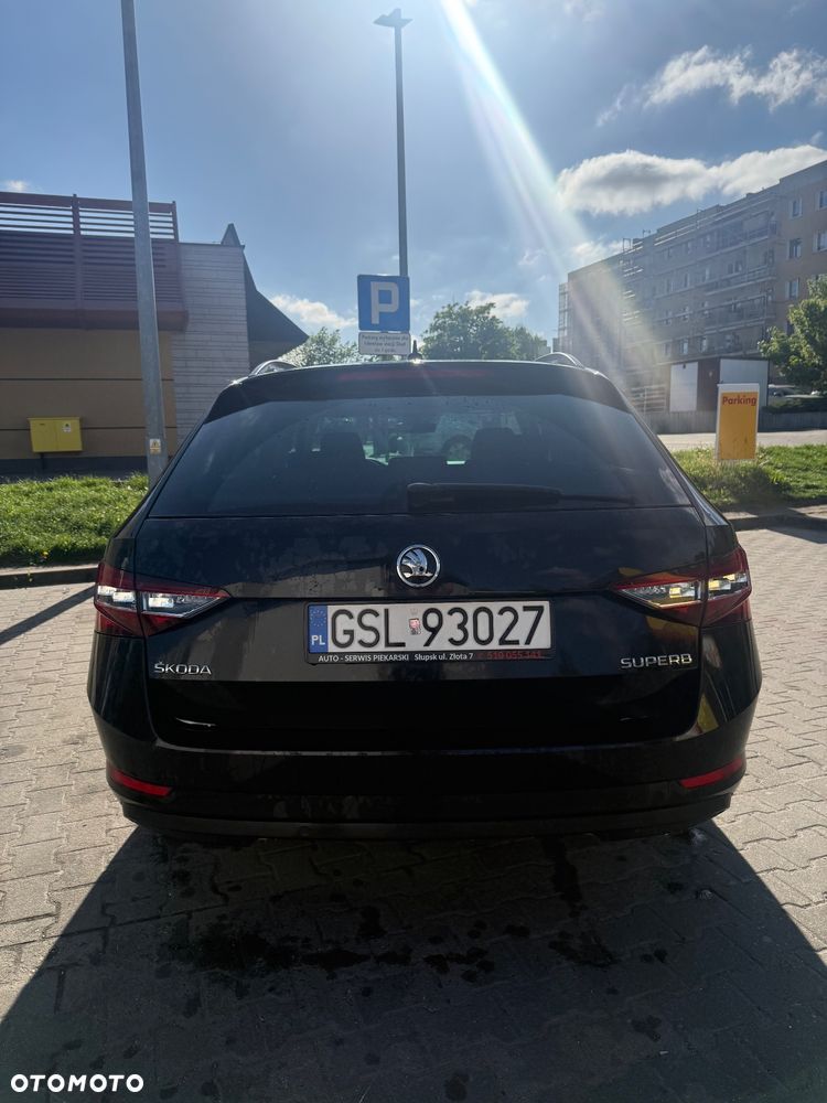 Skoda Superb 2.0 TDI Active DSG - 5