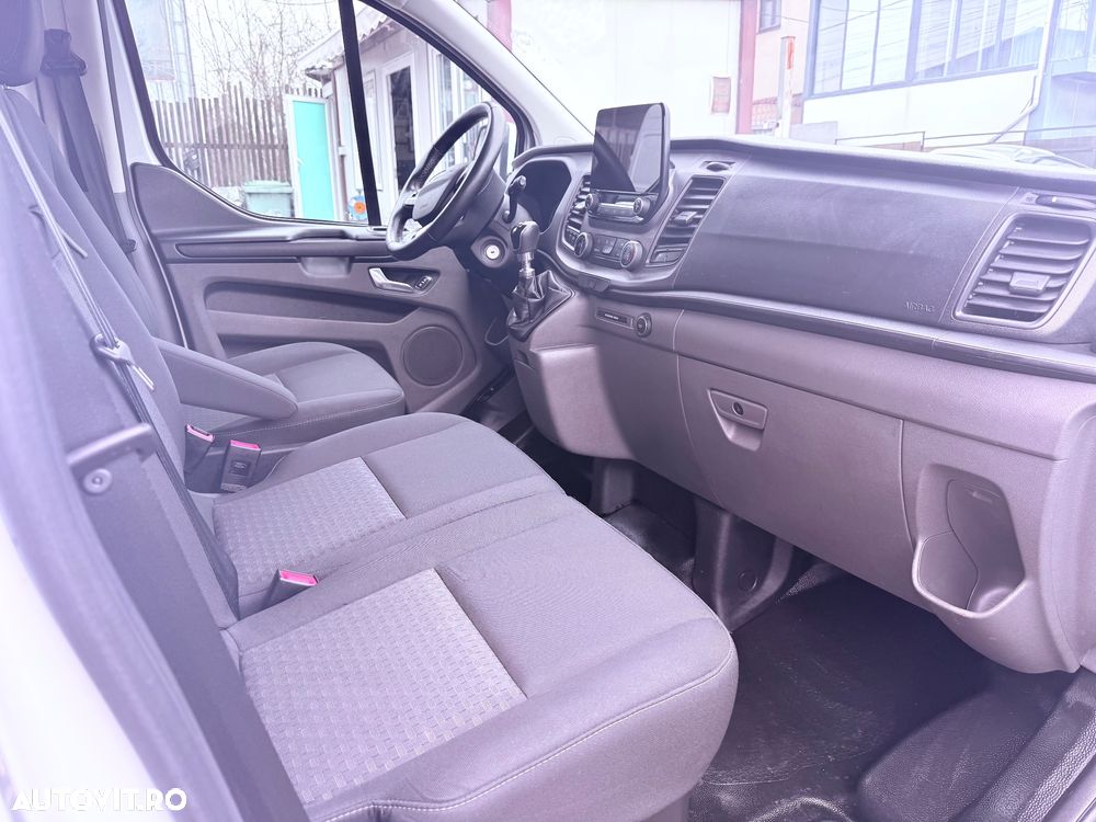 Ford Transit Custom - 21