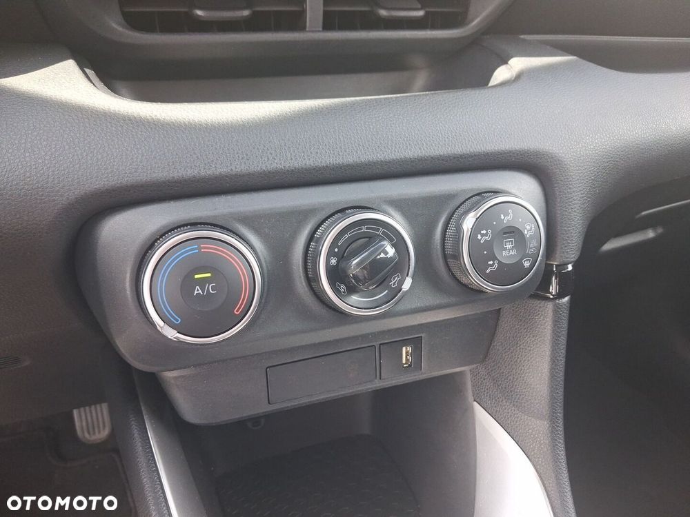 Toyota Yaris - 28