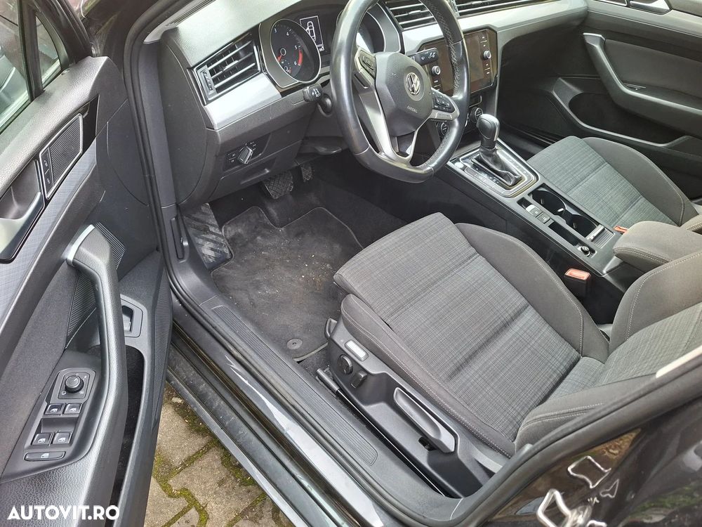 Volkswagen Passat 1.6 TDI SCR DSG Comfortline - 6
