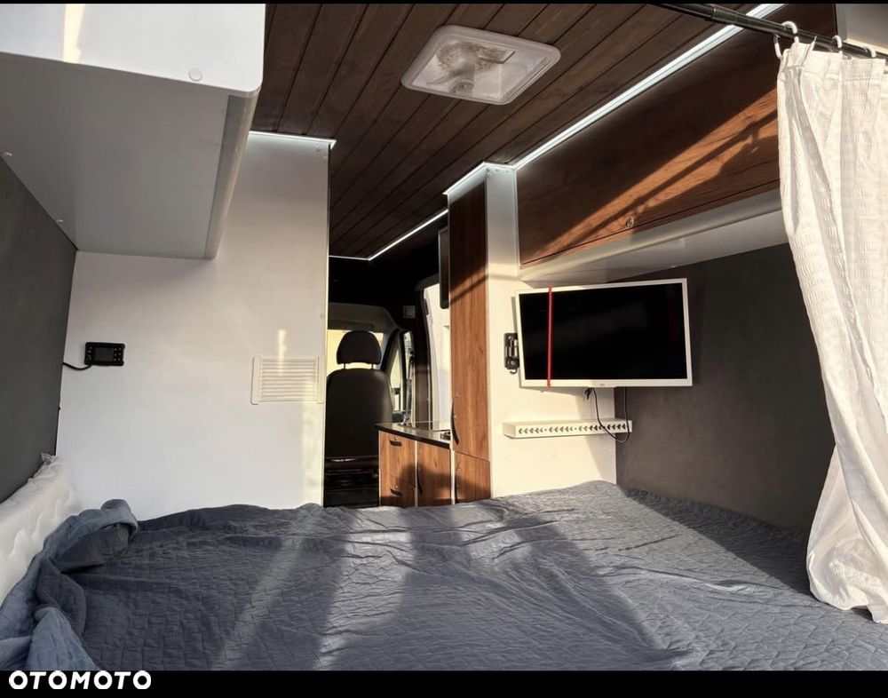 Peugeot Boxer 2018 photo 5