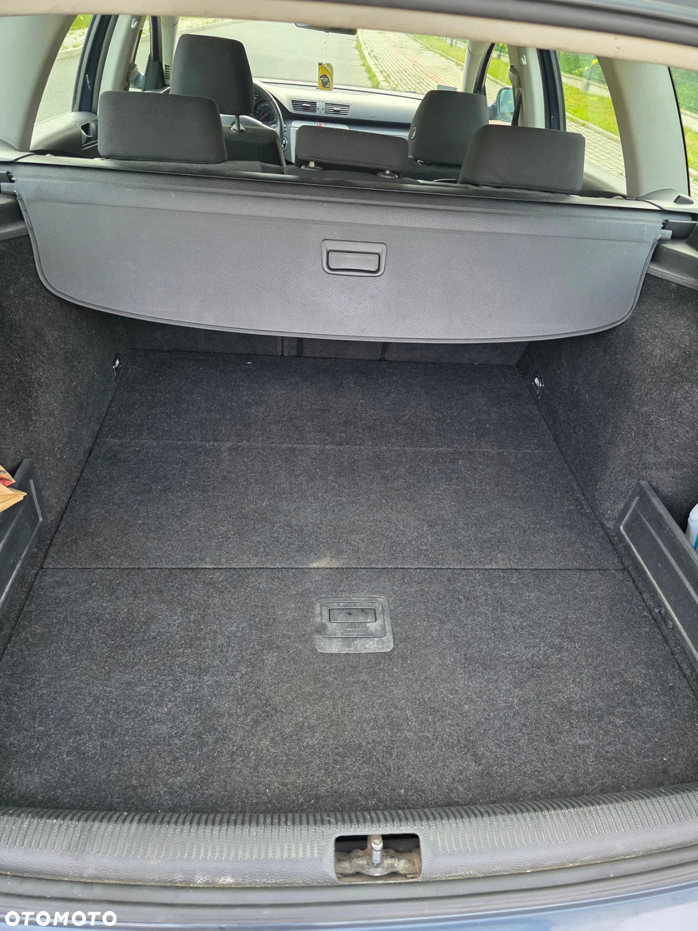 Volkswagen Passat 2.0 TDI DPF Highline - 9