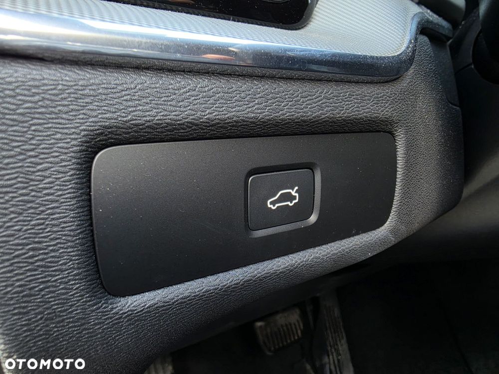 Volvo XC 60 - 23