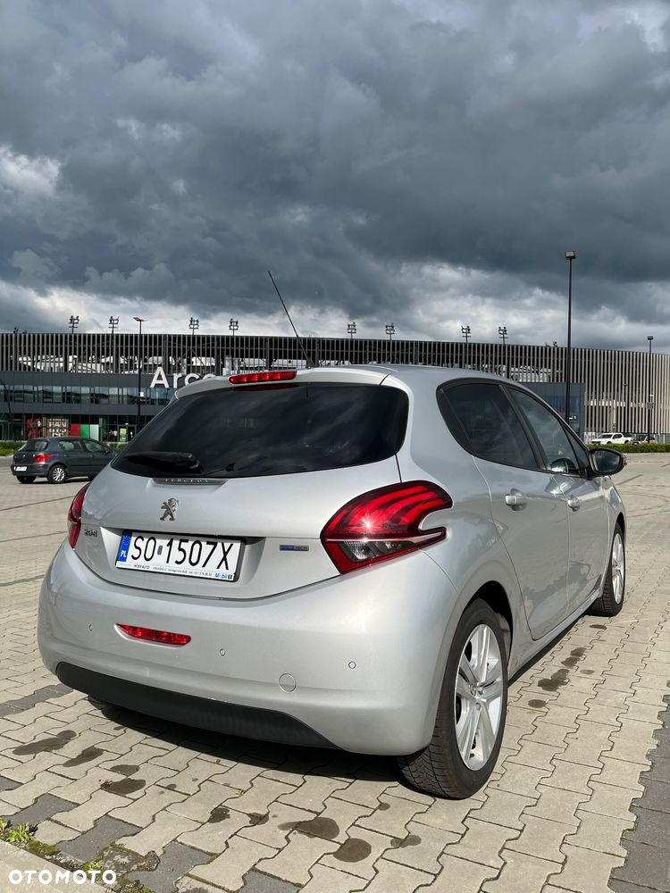 Peugeot 208 1.2 PureTech Style - 7