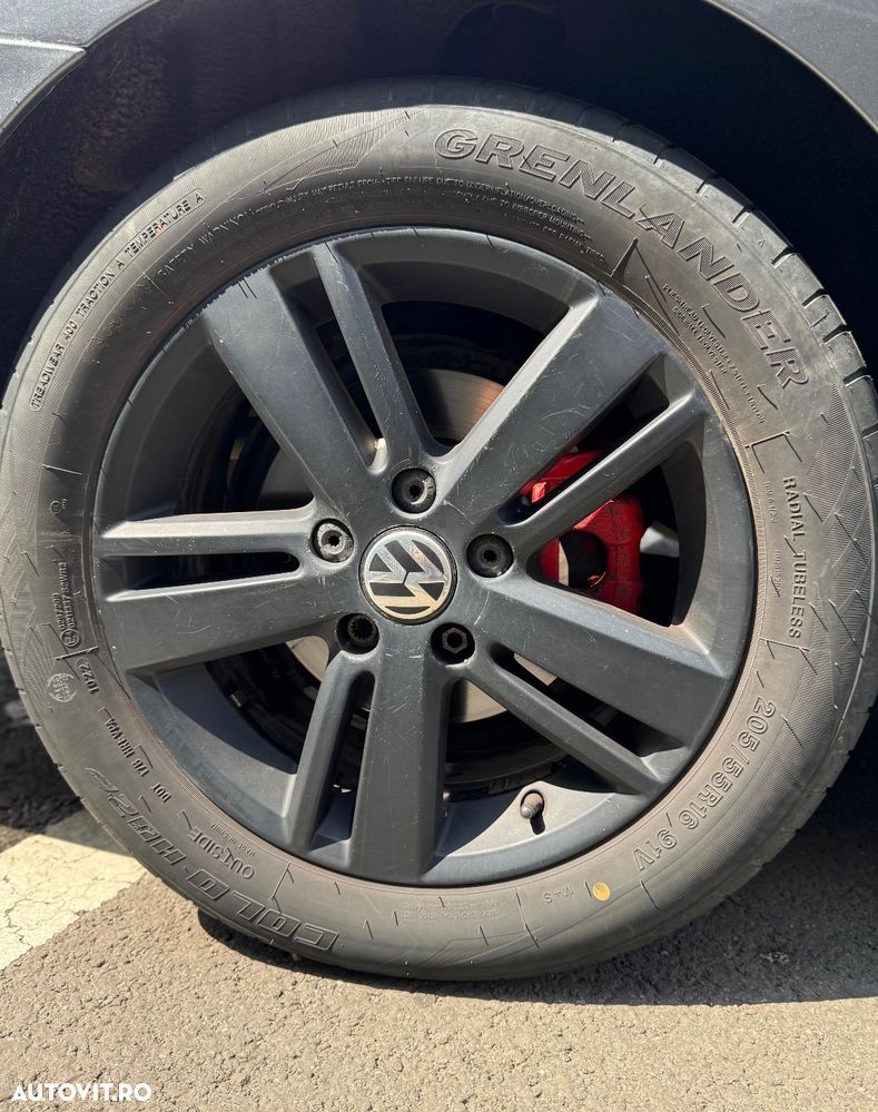 Volkswagen Jetta 2.0 TDI DPF Highline - 10
