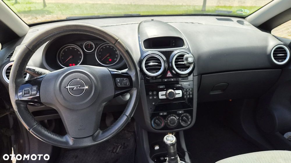Opel Corsa - 16
