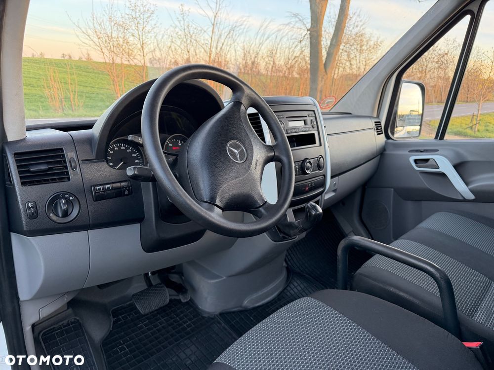 Mercedes-Benz sprinter - 14