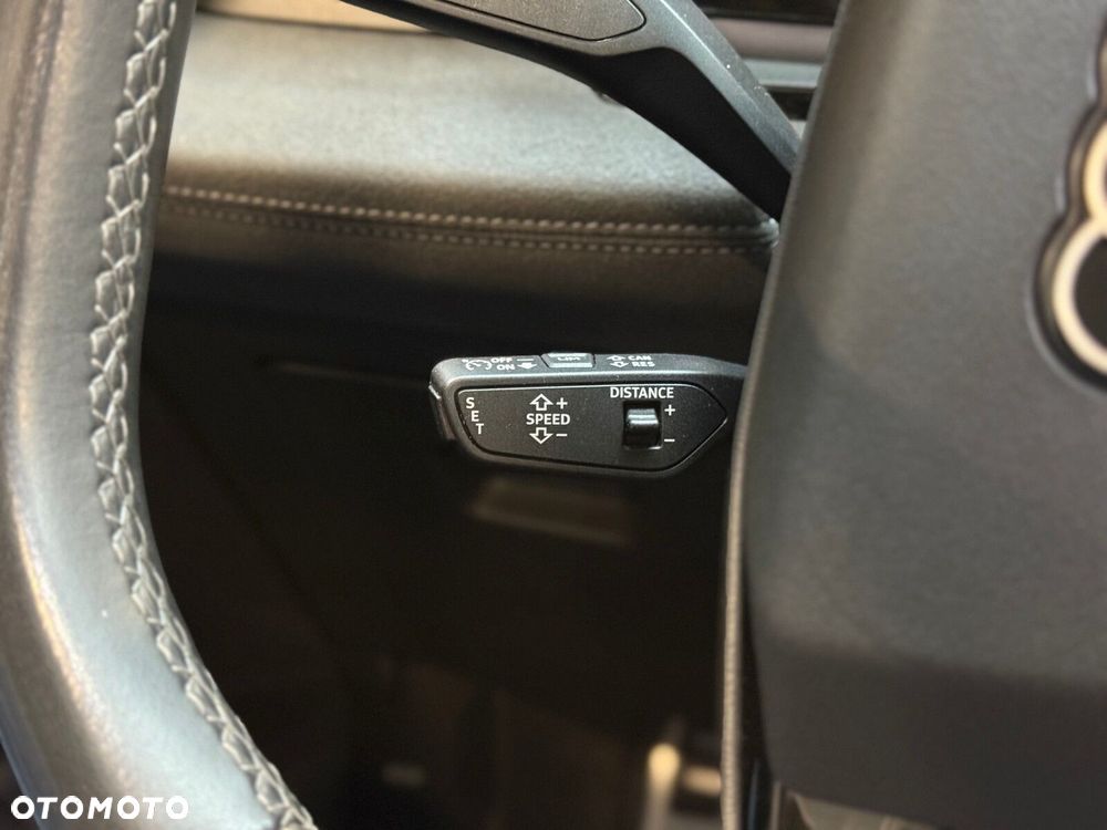 Audi Q6 e-tron - 34