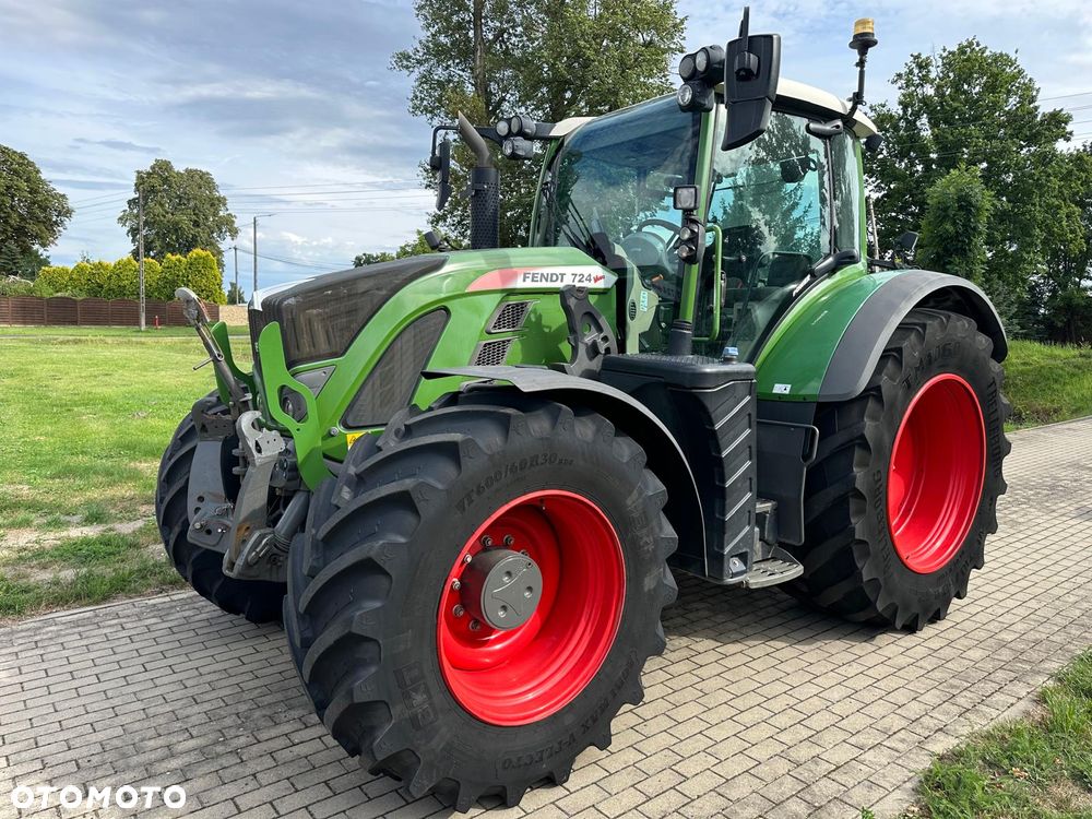 Fendt 724 S4 Vario - 16