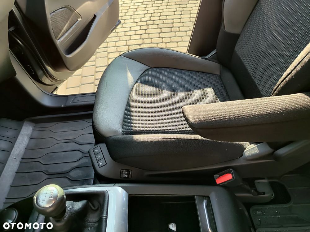 Citroën C4 Picasso - 9