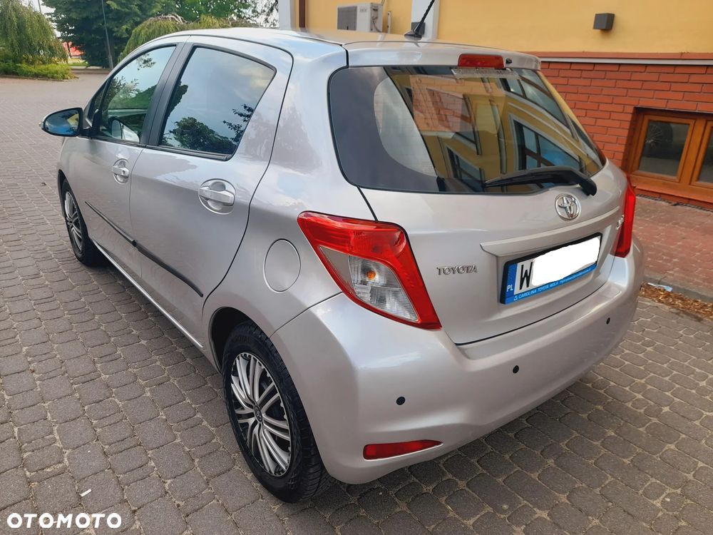 Toyota Yaris - 23