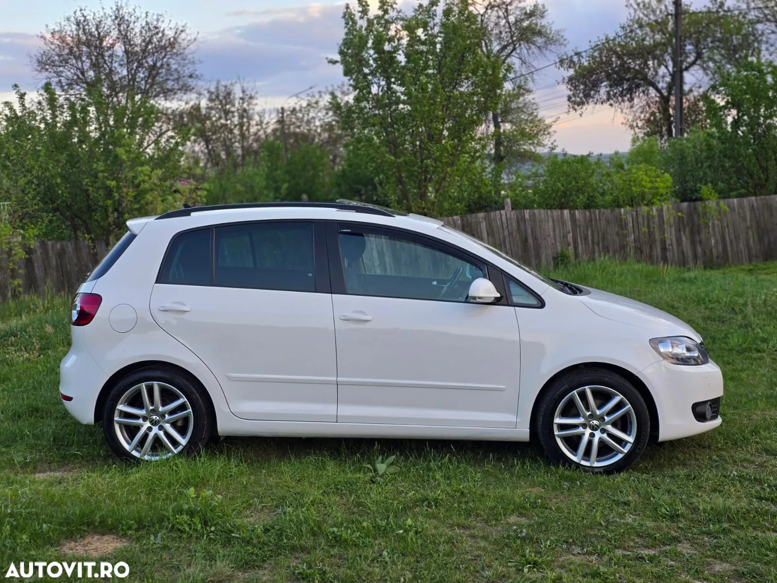 Volkswagen Golf Plus 2.0 TDI DPF Edition - 14