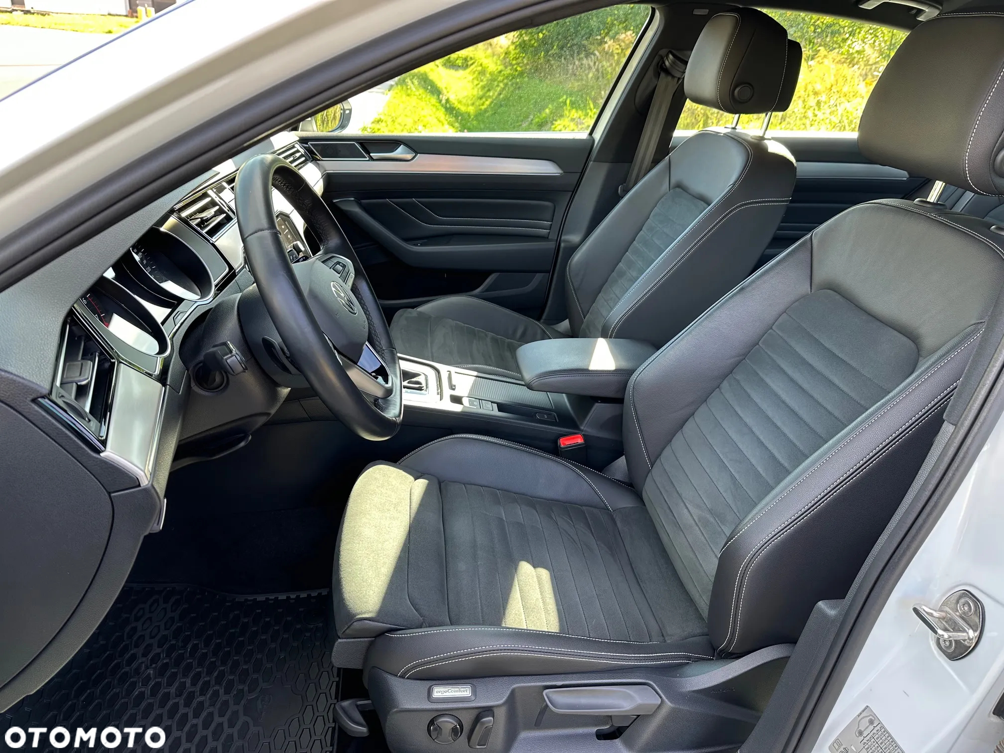 Volkswagen Passat 2.0 TSI Elegance DSG - 10