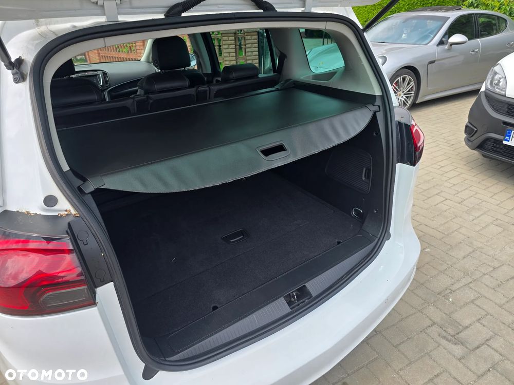 Opel Zafira - 18