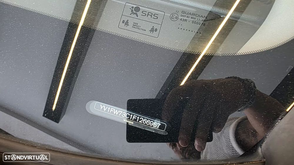 Volvo V60 2.0 D4 VOR - 24