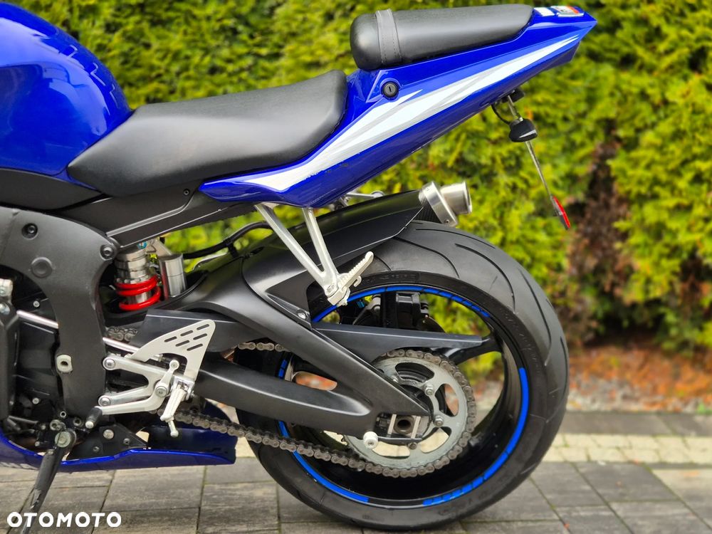 Yamaha R6 - 30