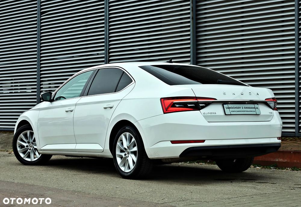 Skoda Superb 2.0 TDI SCR 4x4 Ambition DSG - 8