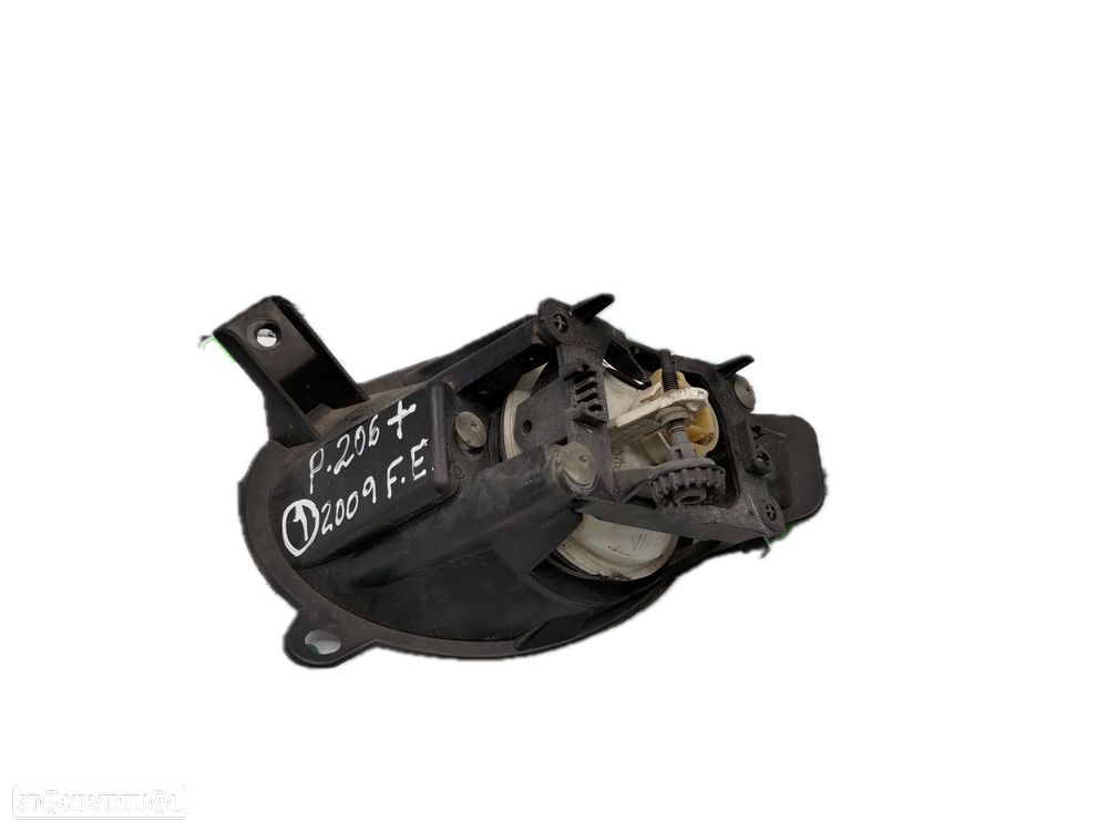 Farol Nevoeiro Peugeot 206+ (2L_, 2M_) - 2