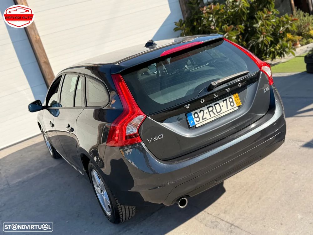 Volvo V60 1.6 D2 Momentum Eco - 7