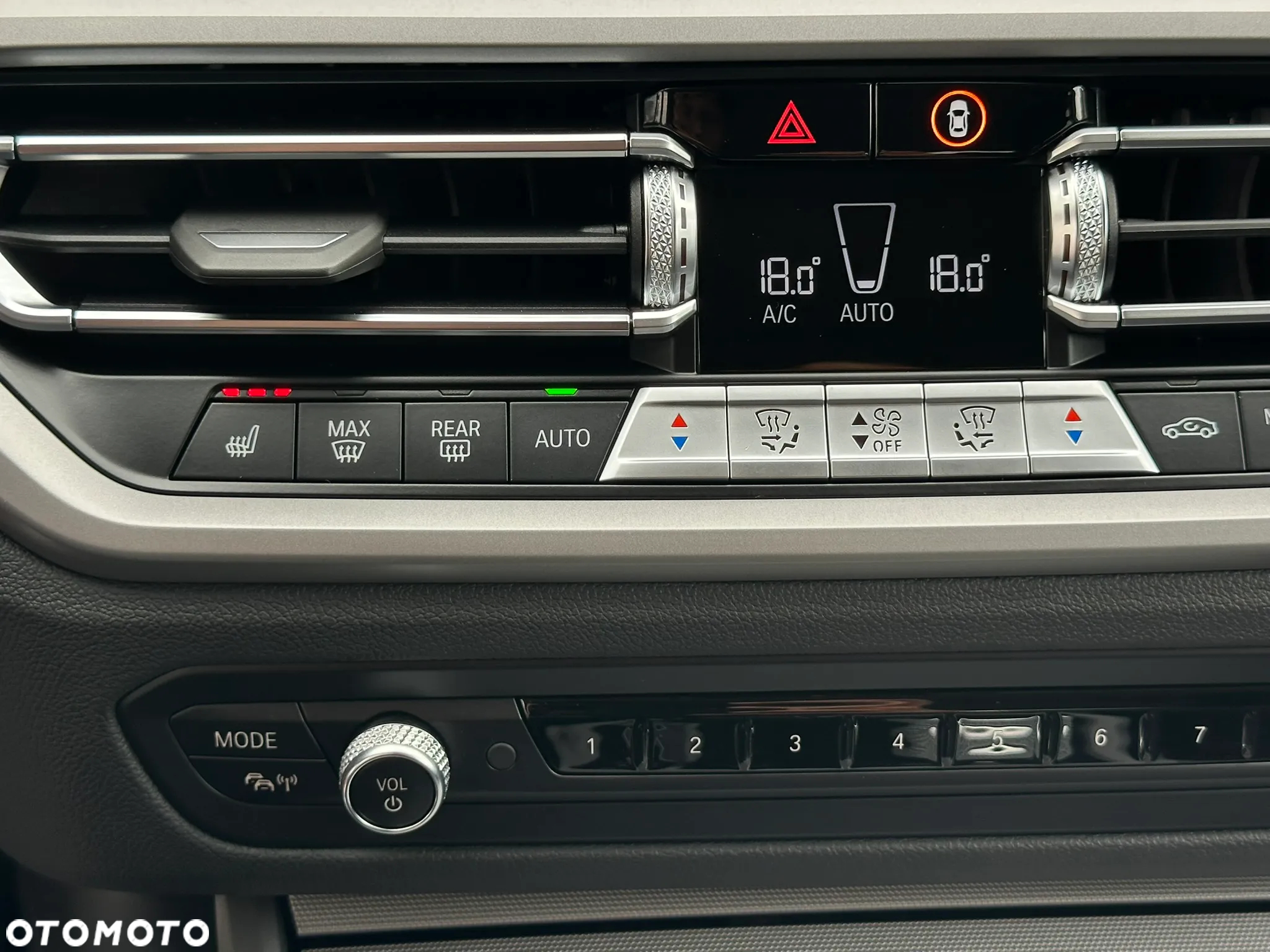 BMW Seria 3 330i Sport - 31