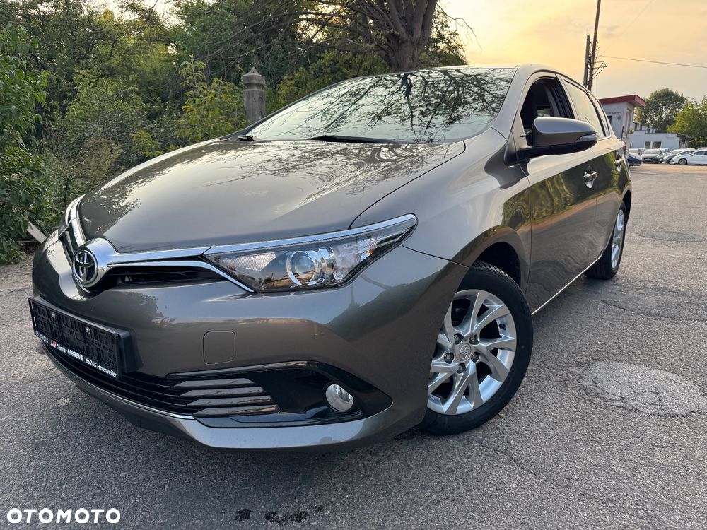 Toyota Auris 1.2 Turbo Edition S+ - 2