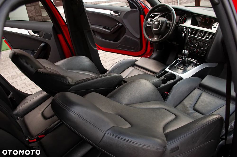 Audi A4 Avant 2.0 TDI DPF S line Sportpaket - 24