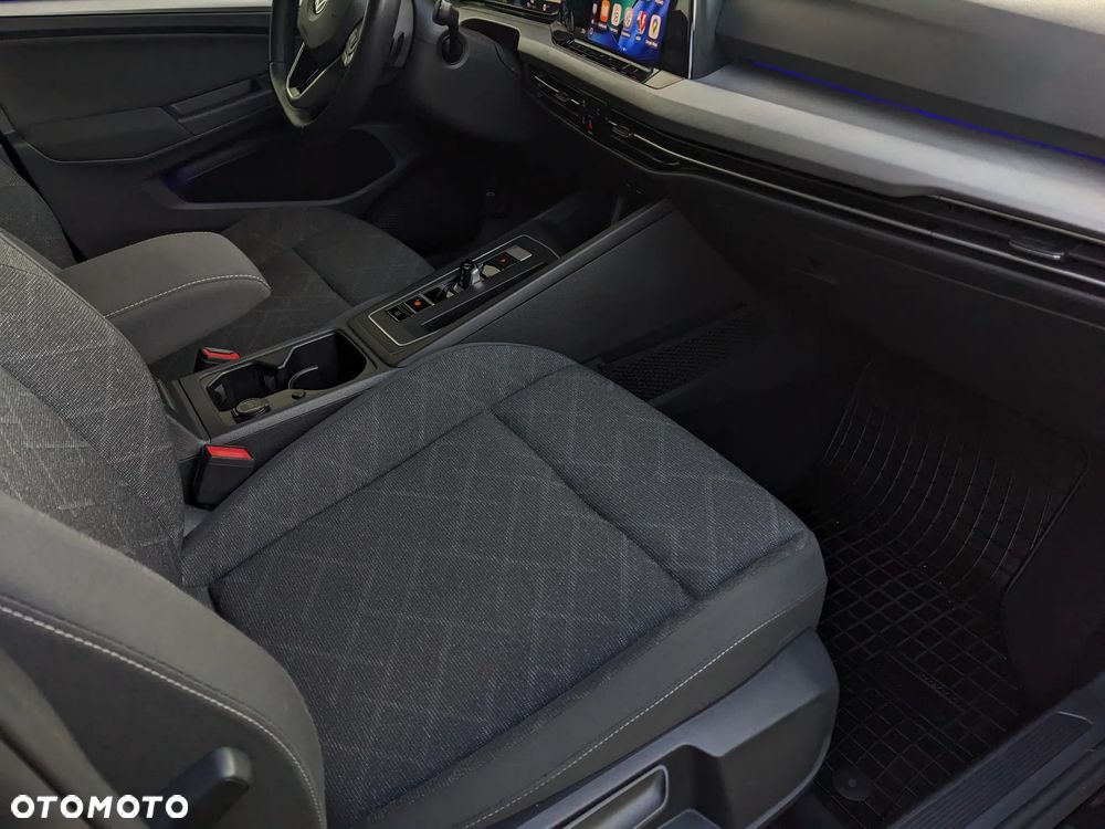 Volkswagen Golf Variant - 22