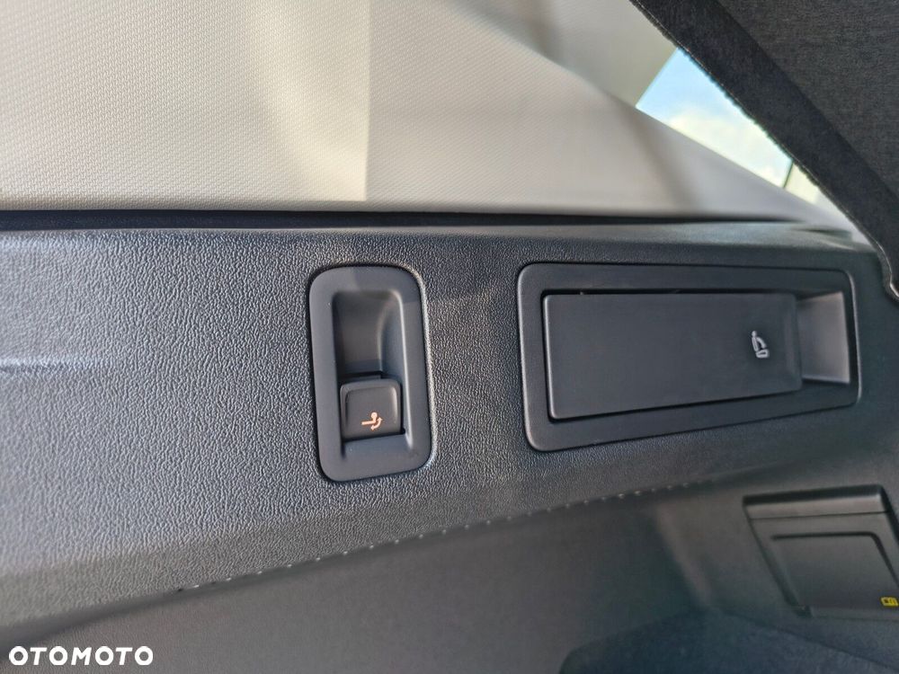 Volkswagen Tiguan 1.5 eTSI Life Plus DSG - 9