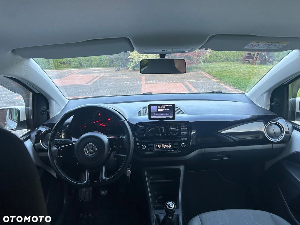 Volkswagen up! - 17
