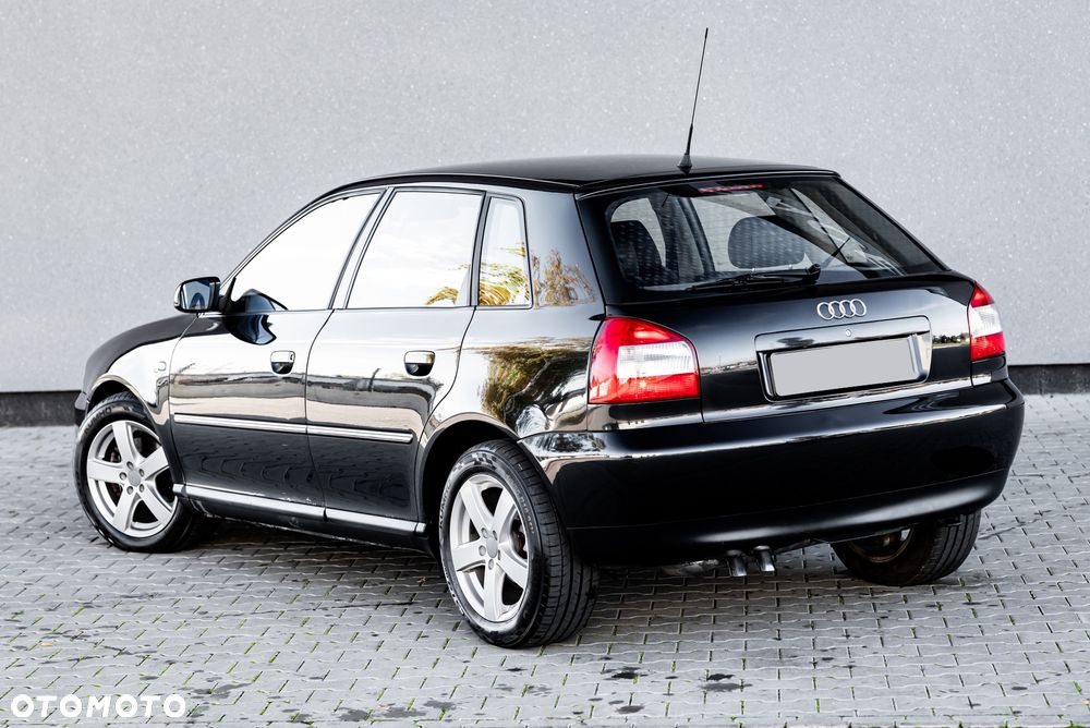 Audi A3 Sportback - 13