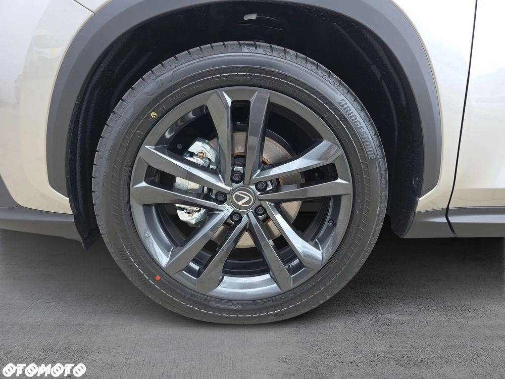 Lexus NX 350h Prestige AWD - 14