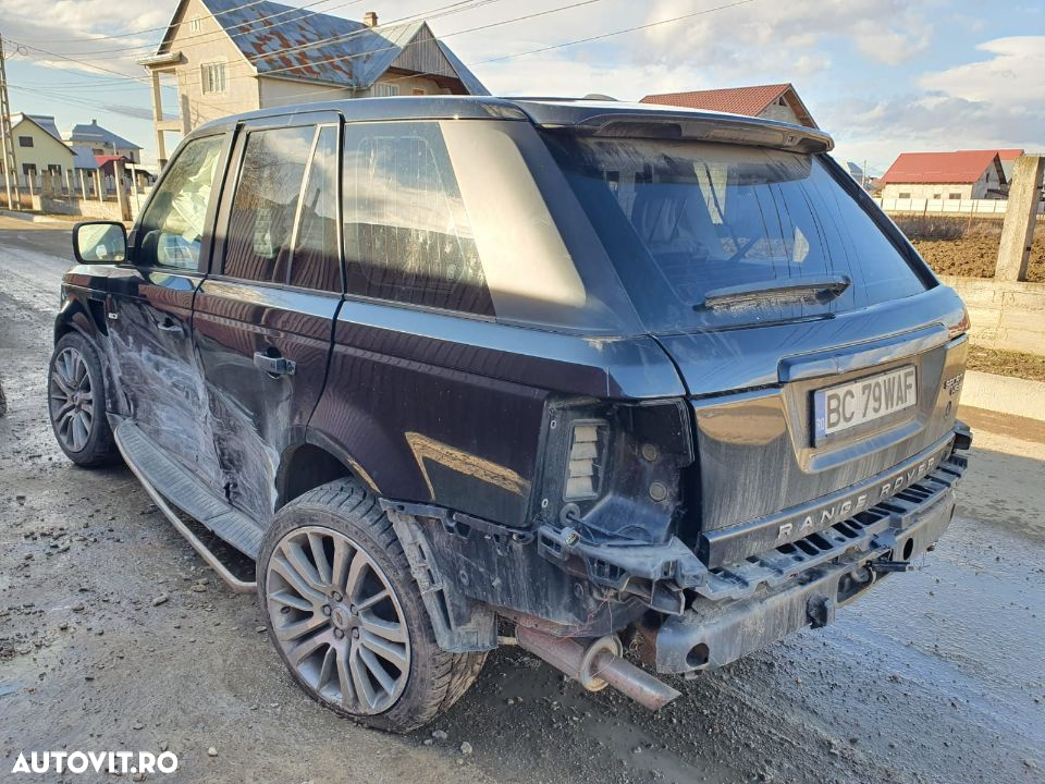 Dezmembrez Land Rover Range Rover sport an 2010, FACELIFT motor 3.0D V6 SDV6 306DT 180kw 245cp - 3