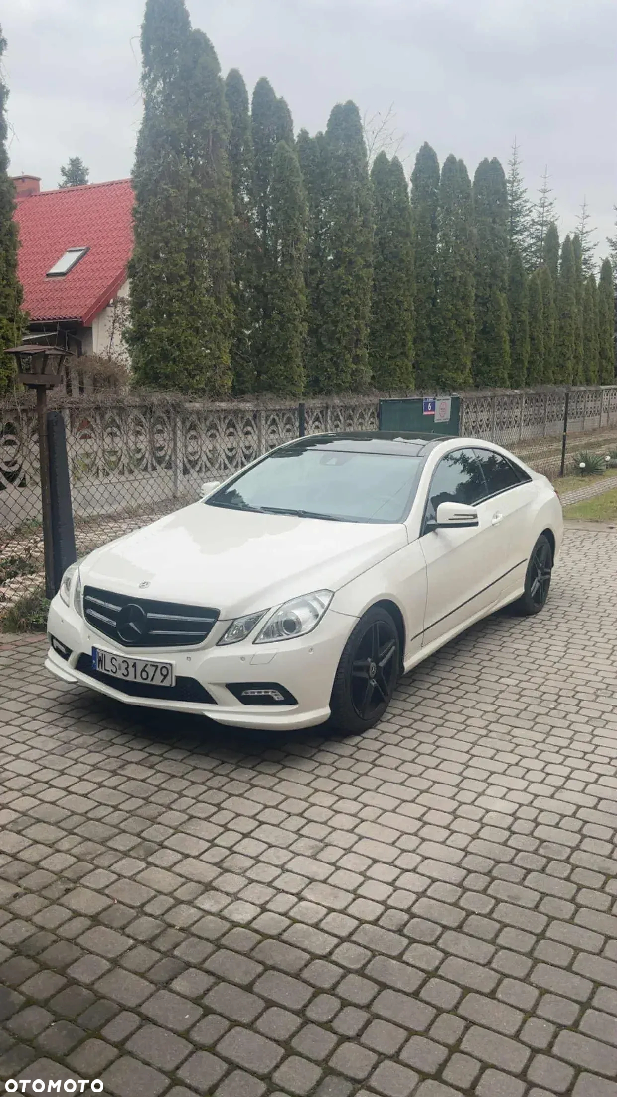 Mercedes-Benz Klasa E 350 CDI BlueEff - 15