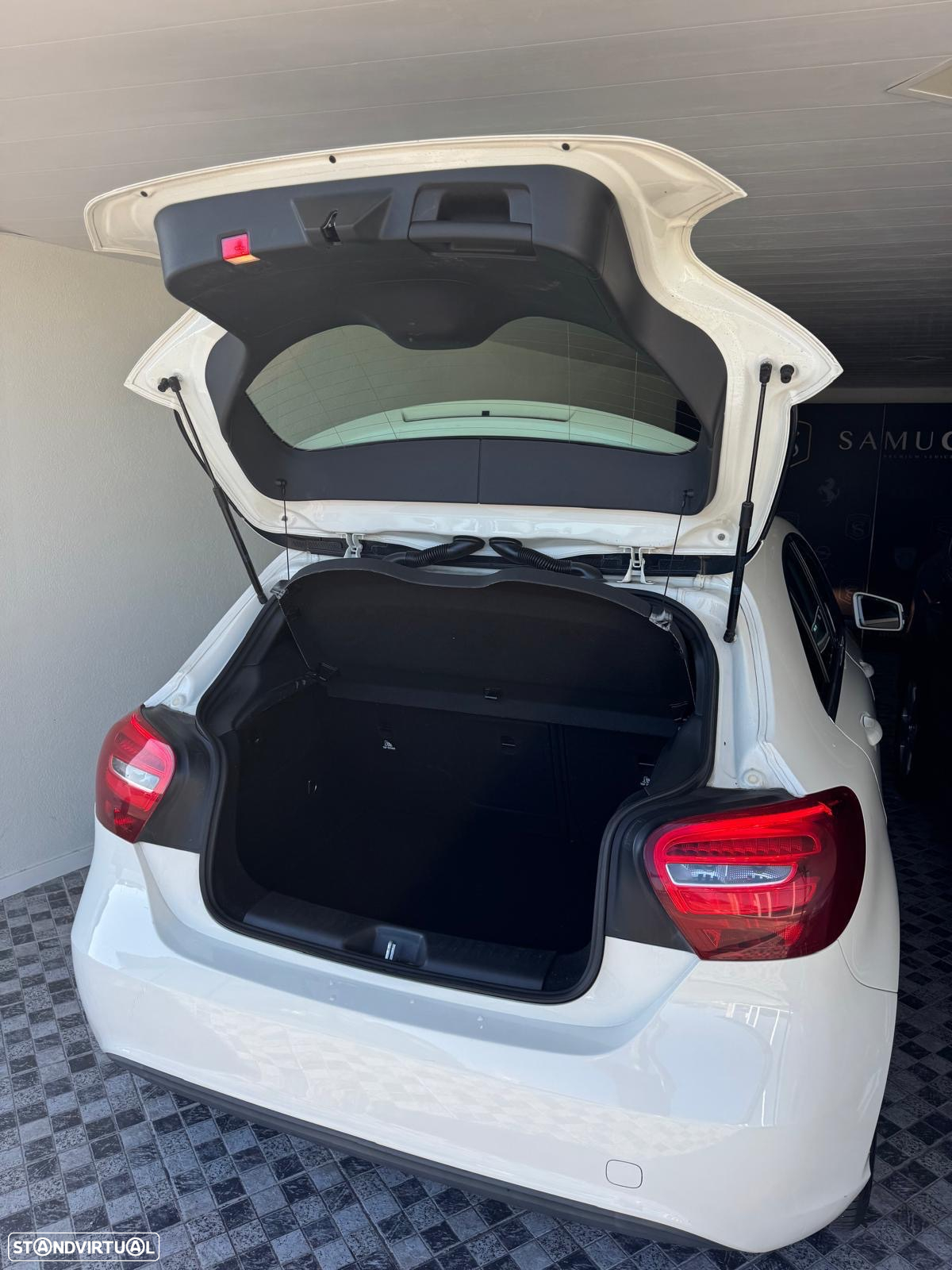 Mercedes-Benz A 180 d Urban - 5