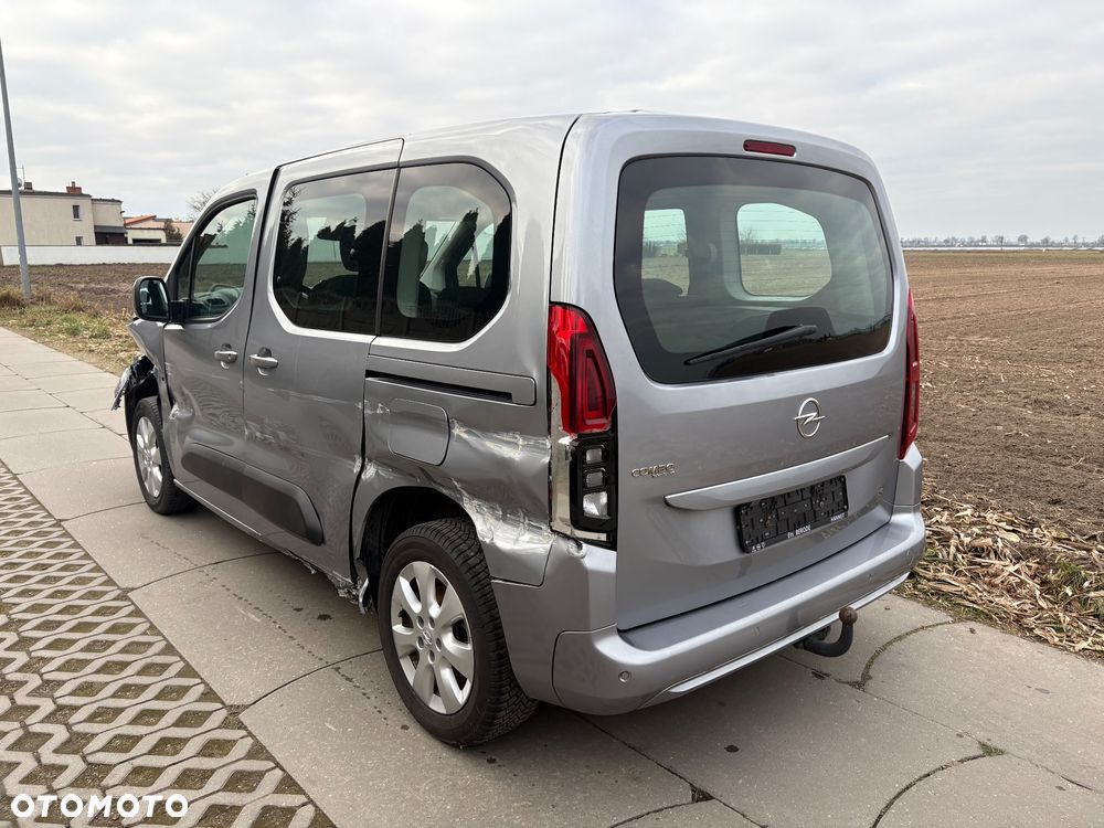 Opel Combo 1.2 Turbo Elite S&S - 5