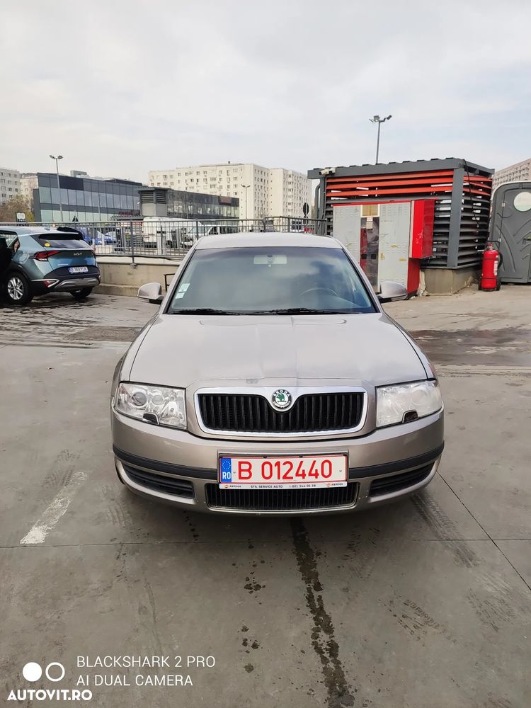 Skoda Superb 1,9 TDI Exclusive - 1