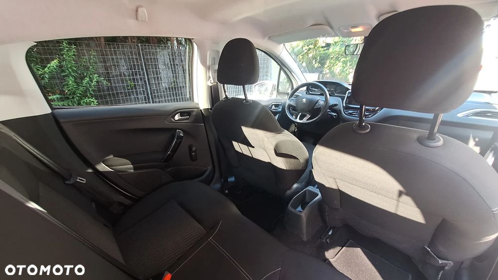 Peugeot 208 PureTech 110 Stop & Start EAT6 Allure - 20