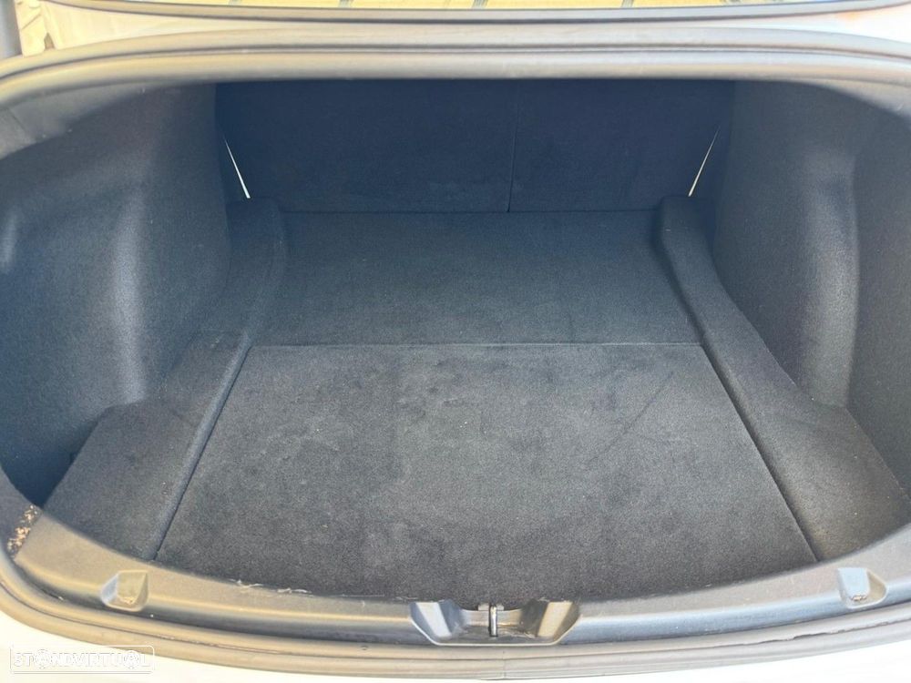 Tesla Model 3 Standard Range Plus RWD - 28