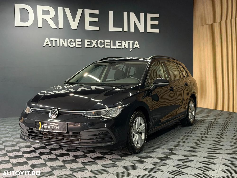 Volkswagen Golf 1.0 eTSI DSG MHEV Life - 1
