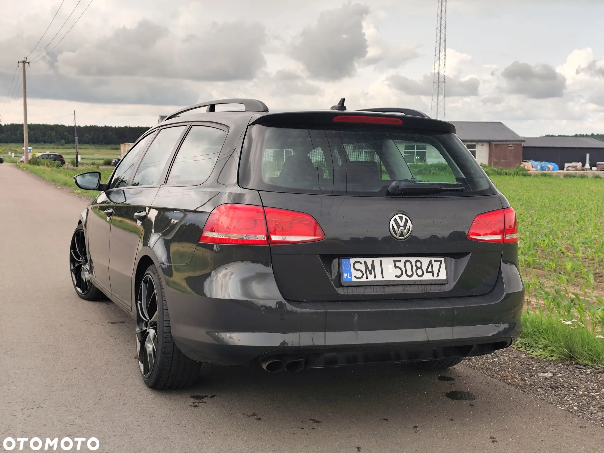 Volkswagen Passat 2.0 TDI Trendline - 18
