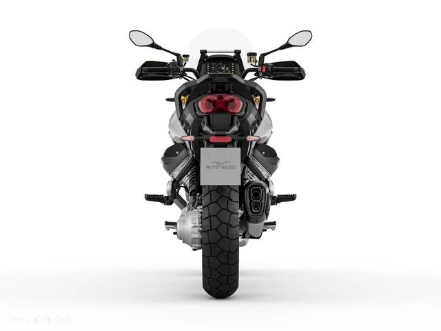 Moto Guzzi Stelvio - 17