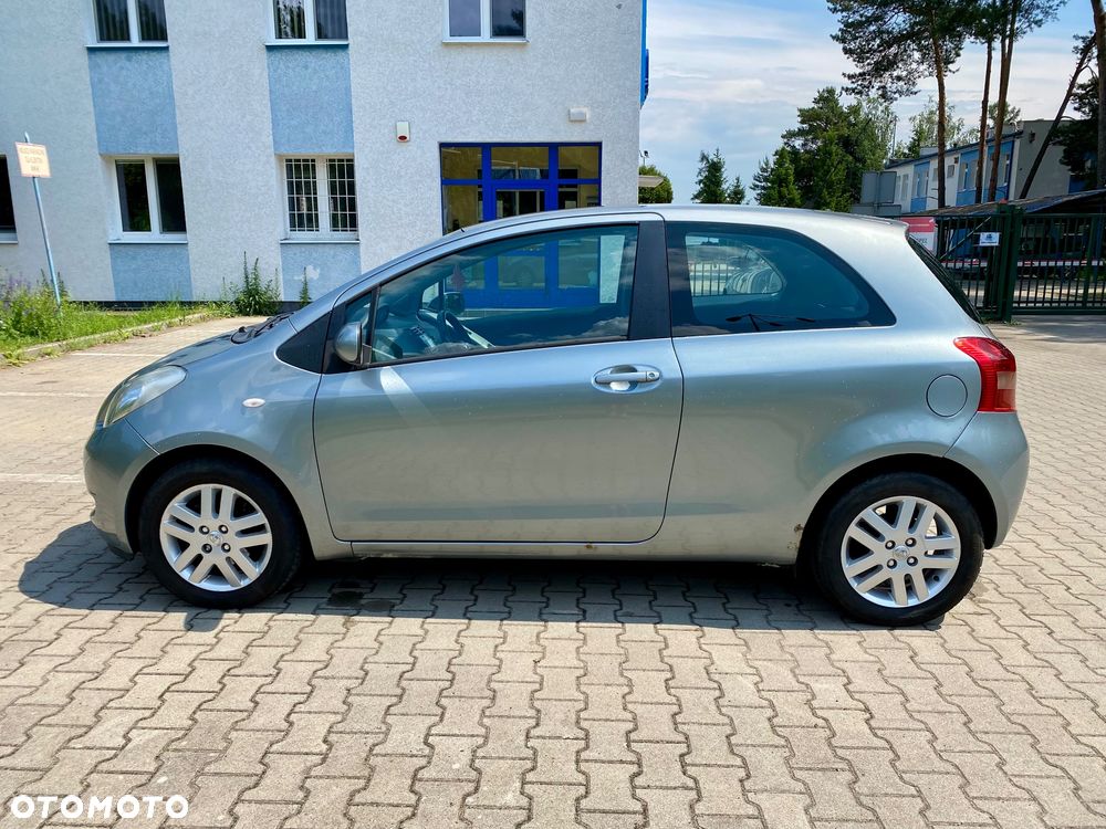 Toyota Yaris 1.3 Luna - 7