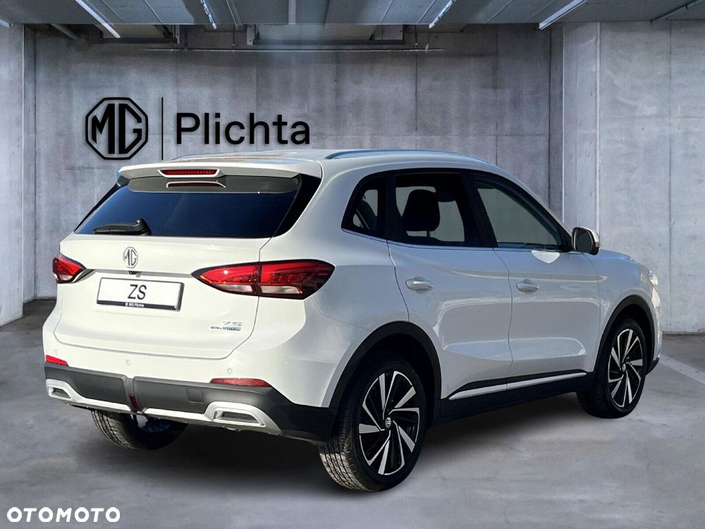 MG ZS Hybrid+ - 5