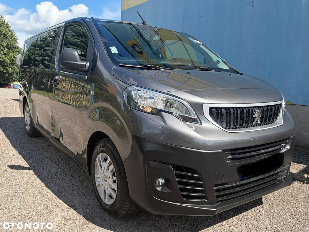 Peugeot Traveller - 3