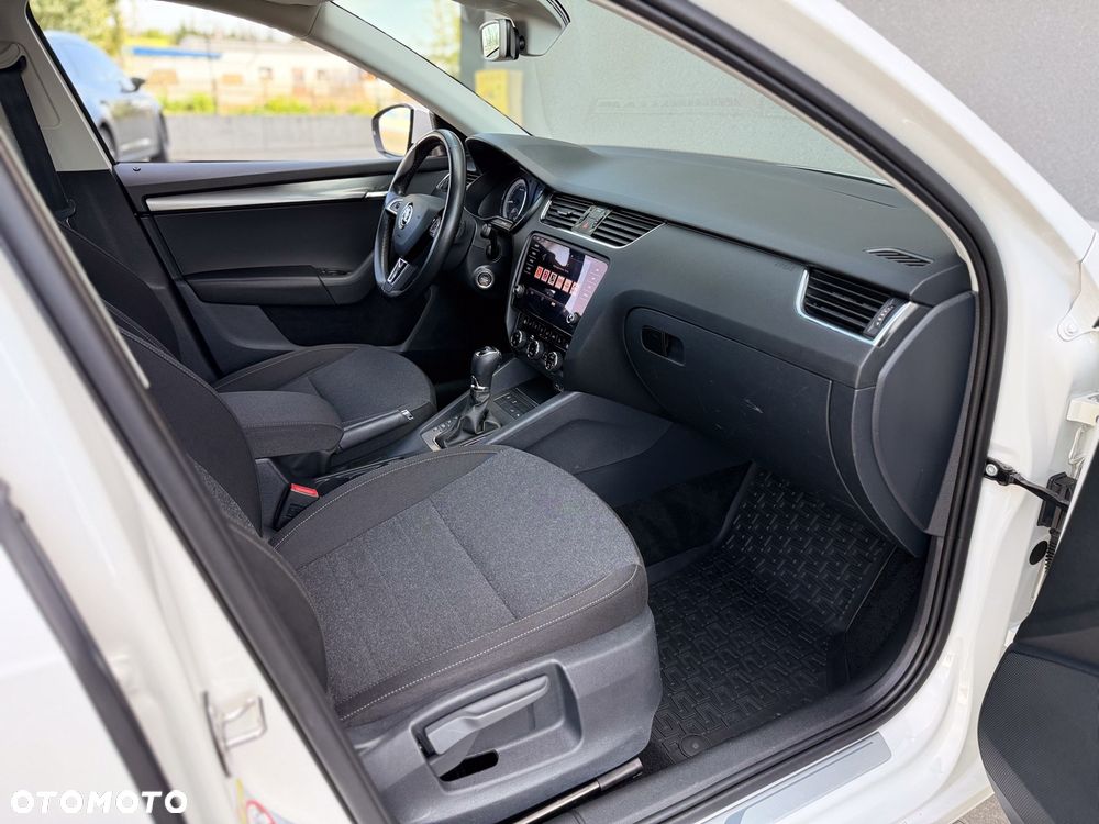 Skoda Octavia 1.5 TSI ACT DSG Soleil - 24