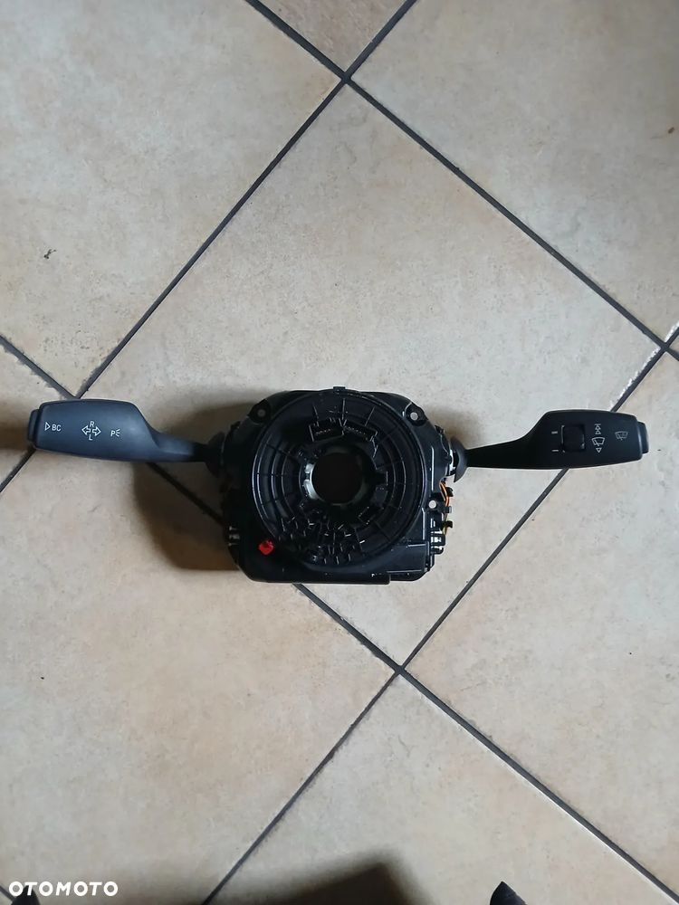Manetki przełączniki kierownicy taśma BMW F11 9297782 - 1