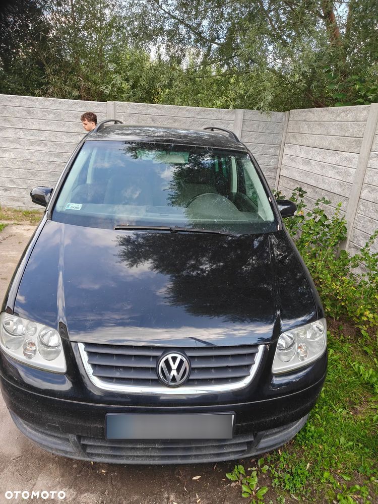 Volkswagen Touran - 3