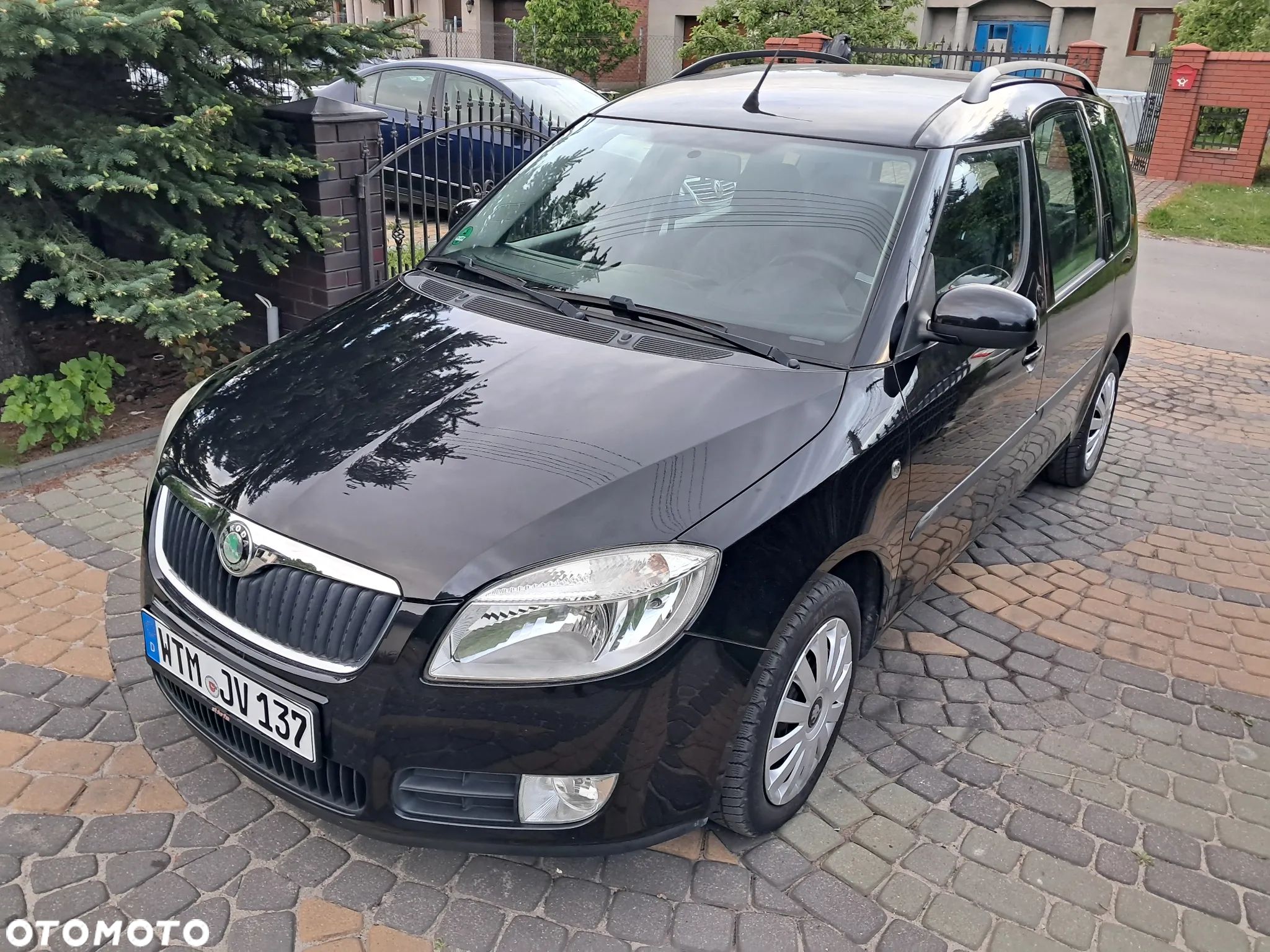 Skoda Roomster 1.6 16V Comfort - 1
